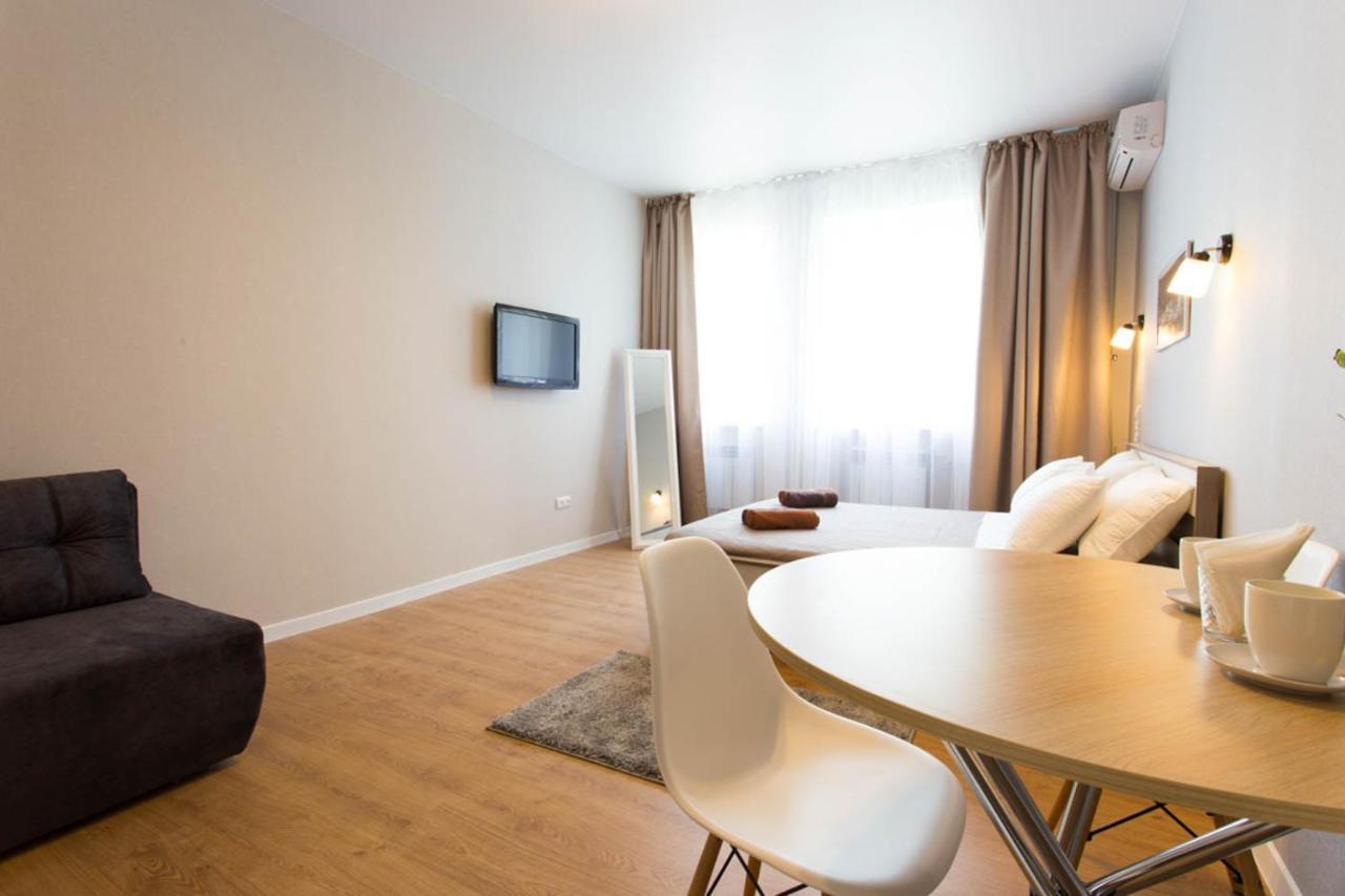 Modern studio beside metro Pushkinska, Universytet - Chernyshevska str. 95-7 Kharkiv Eksteriør billede