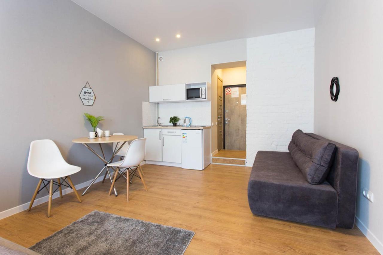 Modern studio beside metro Pushkinska, Universytet - Chernyshevska str. 95-7 Kharkiv Eksteriør billede