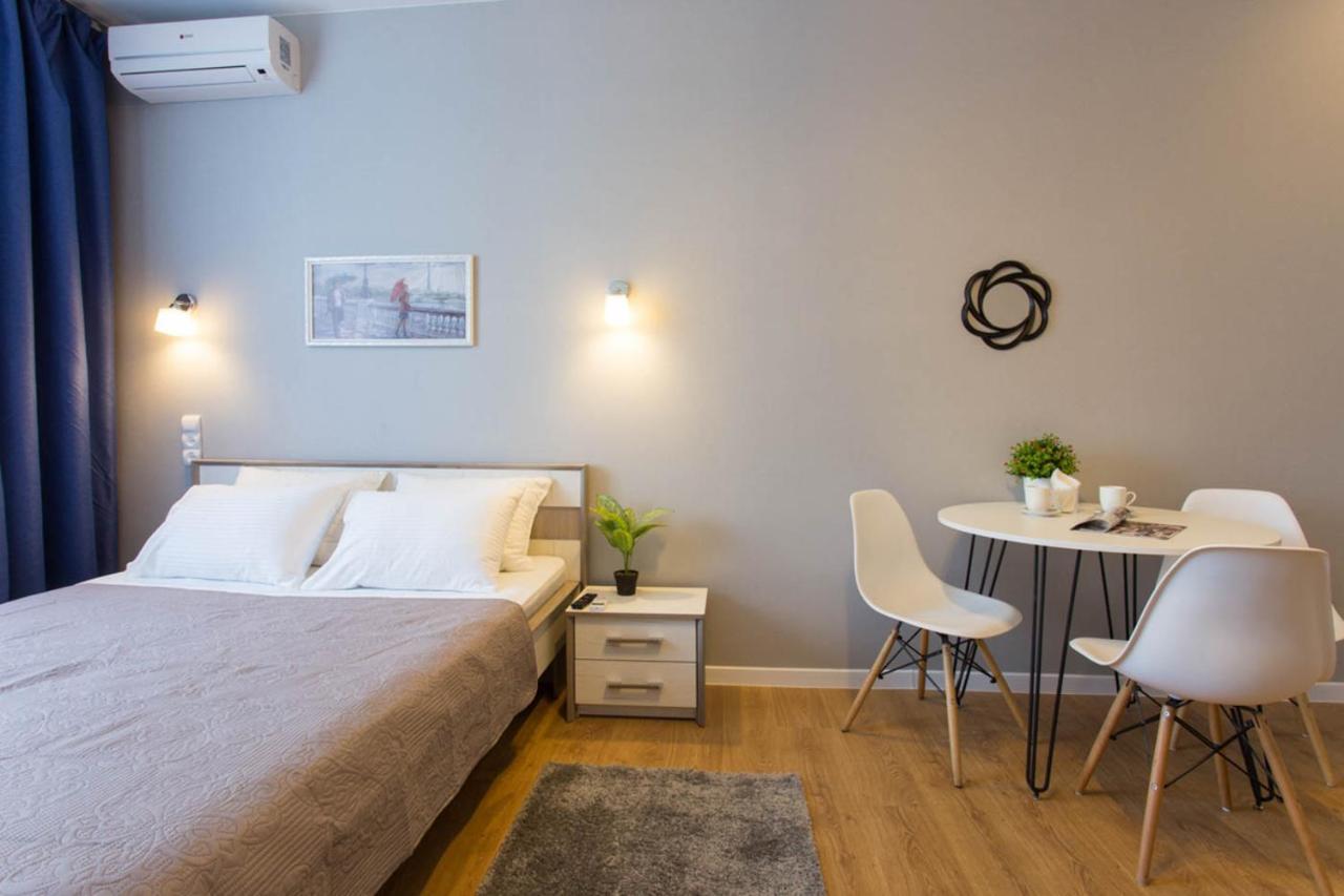 Modern studio beside metro Pushkinska, Universytet - Chernyshevska str. 95-7 Kharkiv Eksteriør billede