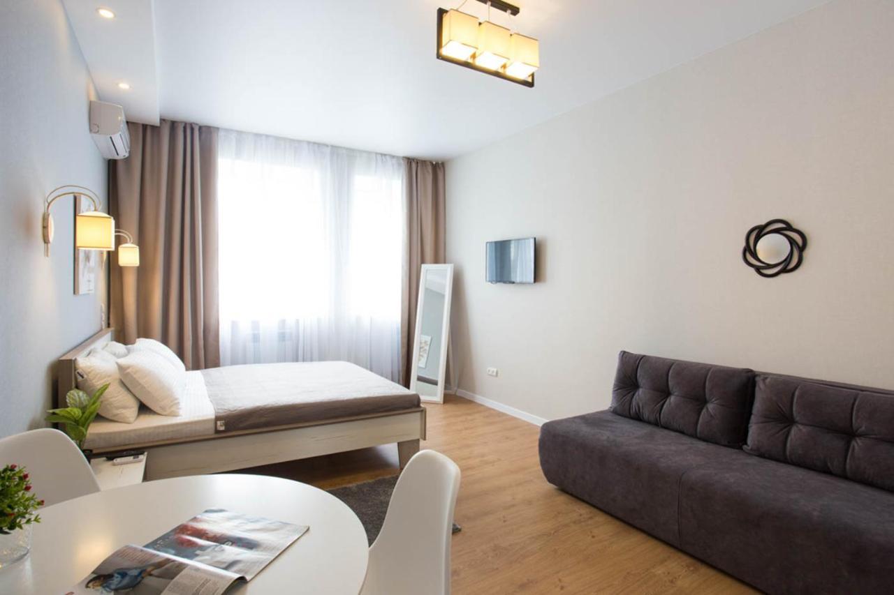 Modern studio beside metro Pushkinska, Universytet - Chernyshevska str. 95-7 Kharkiv Eksteriør billede