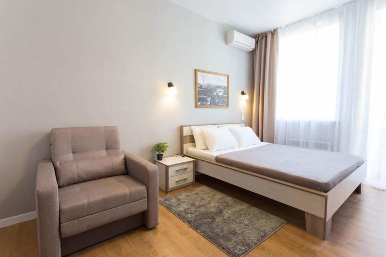 Modern studio beside metro Pushkinska, Universytet - Chernyshevska str. 95-7 Kharkiv Eksteriør billede