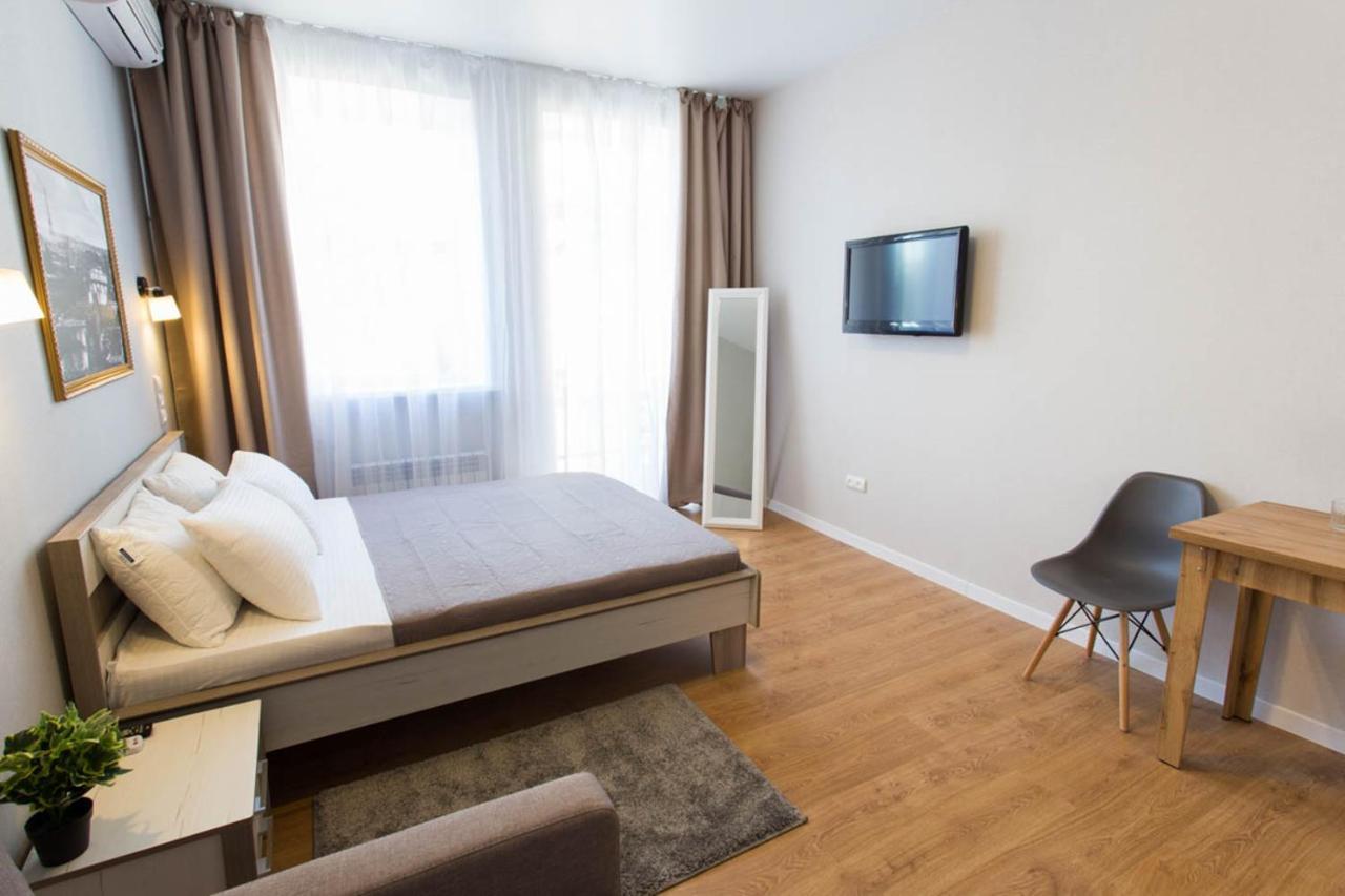 Modern studio beside metro Pushkinska, Universytet - Chernyshevska str. 95-7 Kharkiv Eksteriør billede
